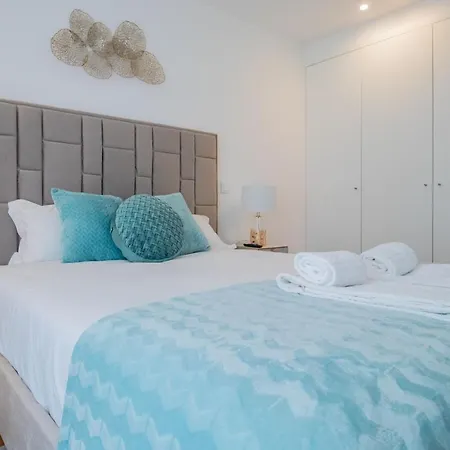 Stunning W/ Free Parking By Lovelystay * Porto