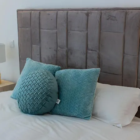 Stunning W/ Free Parking By Lovelystay * Porto