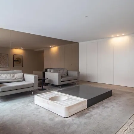 Apartment Stunning W/ Free Parking By Lovelystay Porto