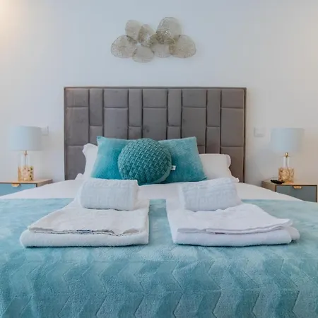 Stunning W/ Free Parking By Lovelystay Apartment *